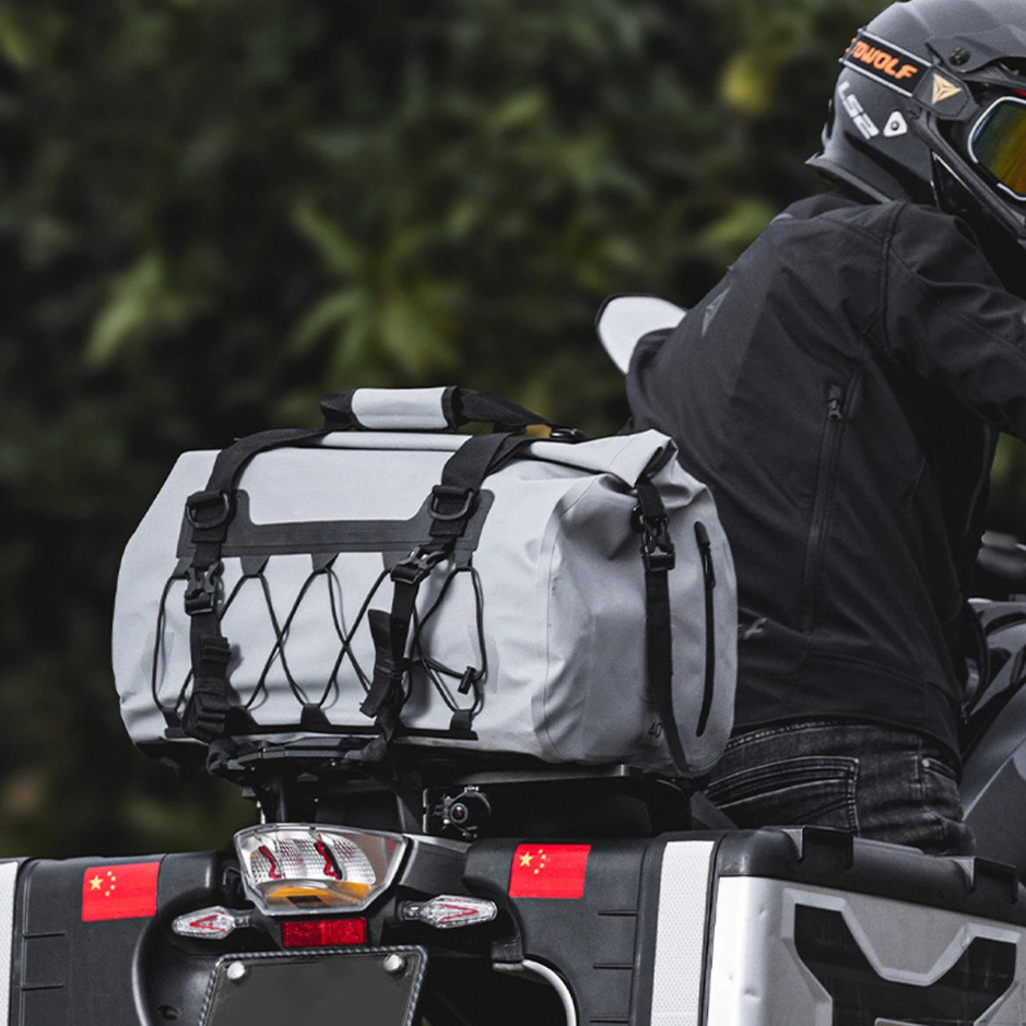 オートバイテールバッグ防水リアシート収納荷物大容量ライディン - Motorcycle Gear Companies のレビューと価格